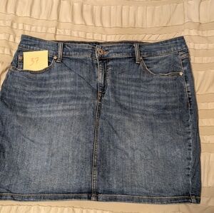 torrid Dark Blue Denim Skirt with Contrast Stitching